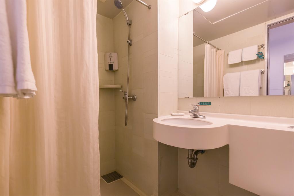 Jinjiang Inn Jiaozuo Jianshe Road מראה חיצוני תמונה